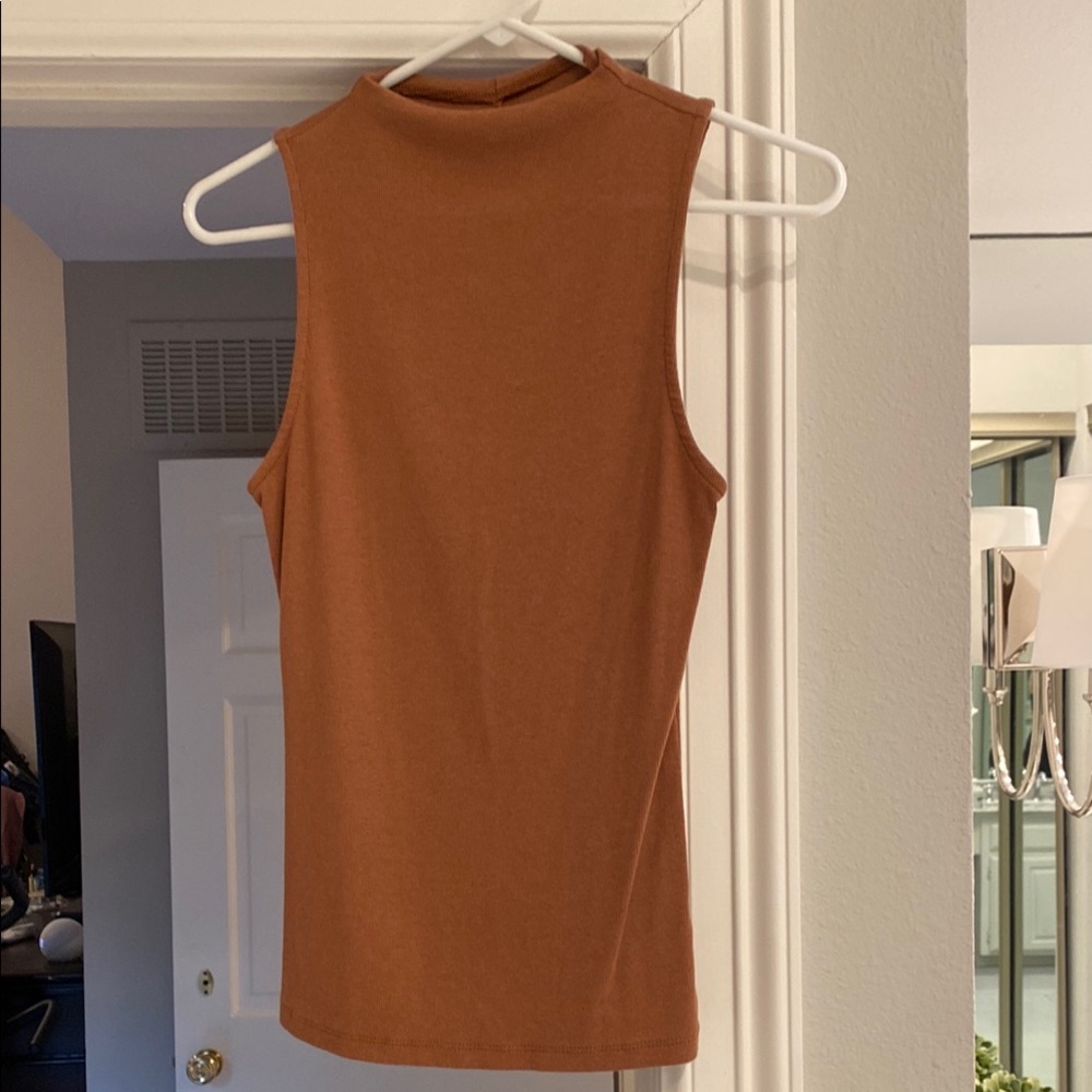 Sleeveless Brown Top